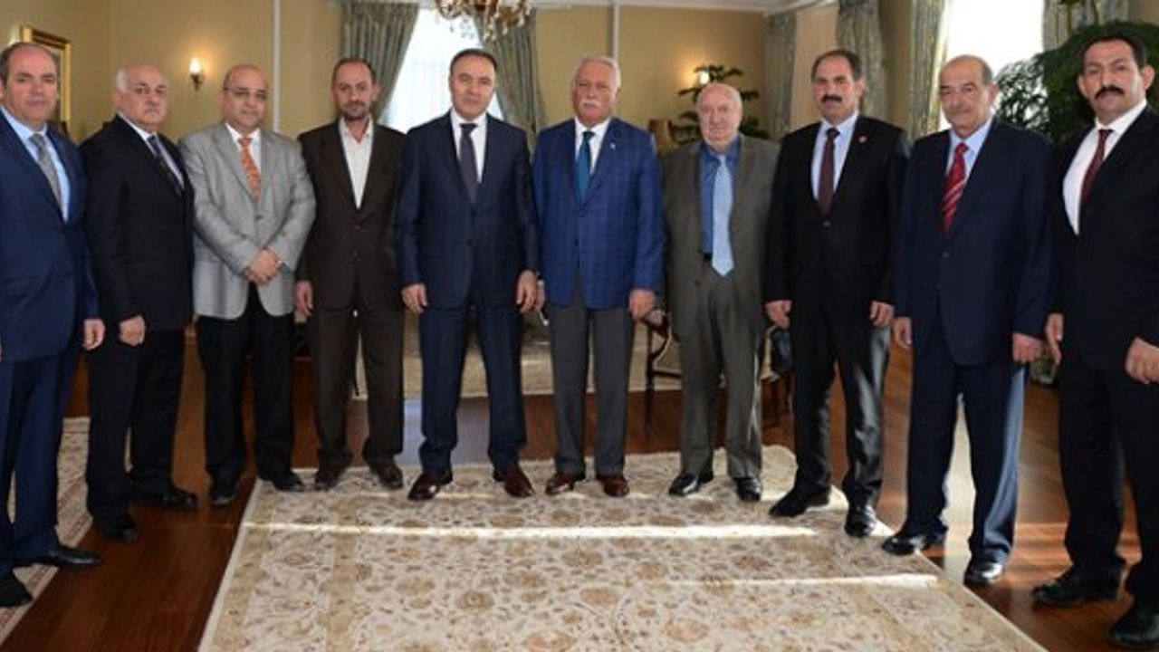 VALİ ALTIPARMAK, KIZILAY’IN YENİ YÖNETİMİNİ KABUL ETTİ