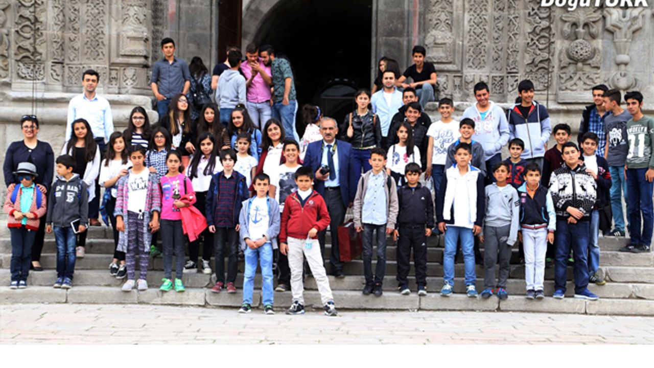 Tunceli'den Erzurum'a sevgi köprüsü
