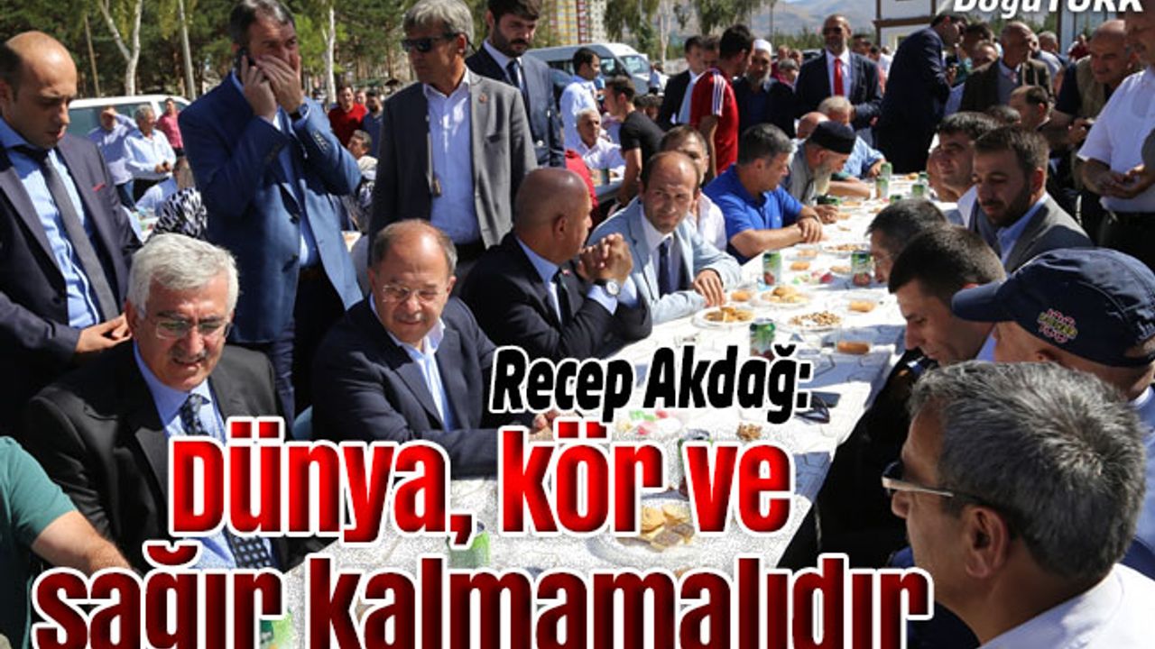 Akdağ: Dünya, dökülen Müslüman kanına karşı kör ve sağır kalmamalıdır