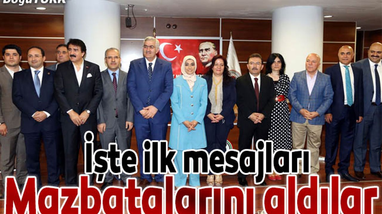 AK Parti Erzurum milletvekilleri mazbatalarını aldı