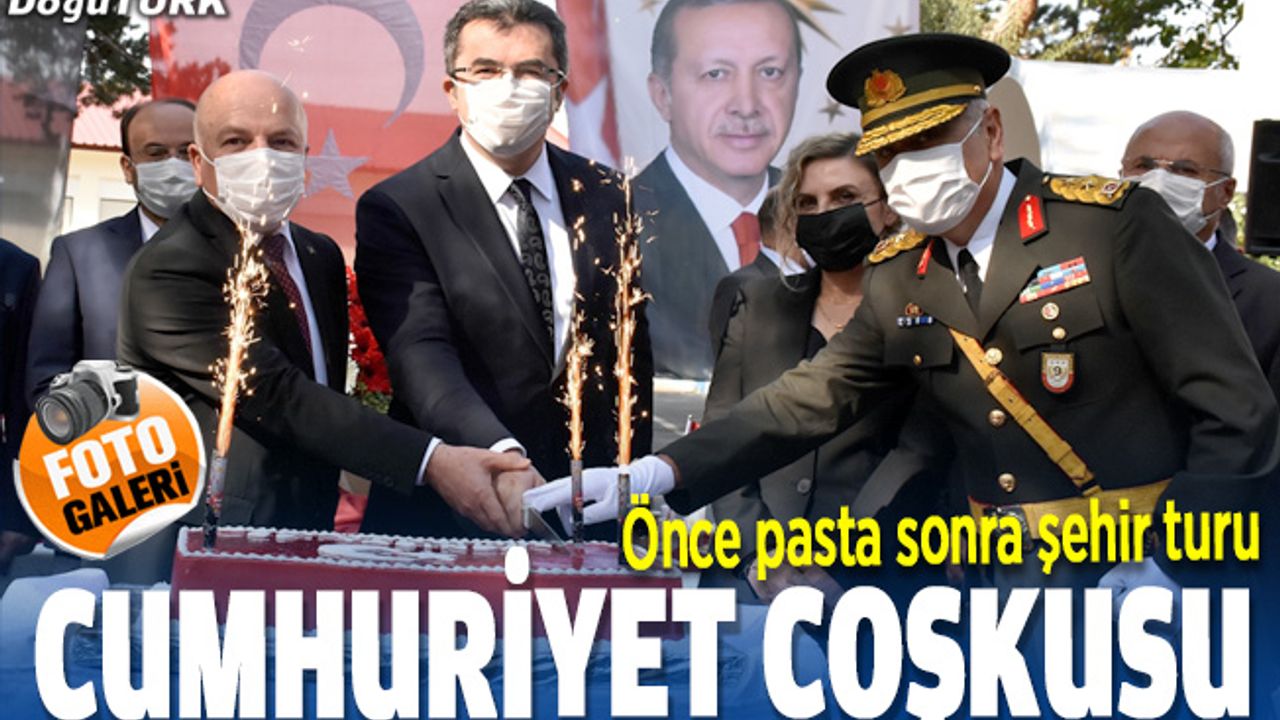 Erzurum’da 29 Ekim Cumhuriyet Bayramı kutlandı