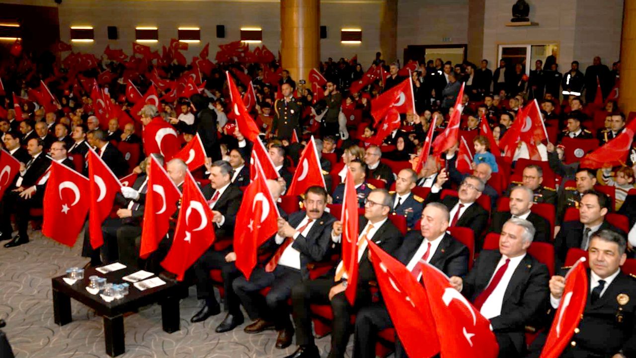 Erzurum'da Cumhuriyet Bayramı coşkusu