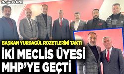 İki meclis üyesi MHP’ye geçti