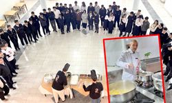Öğrencileri için mutfağa giriyor; Aşçı Müdür...