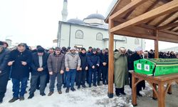 Levent Çakmur dayısını kaybetti