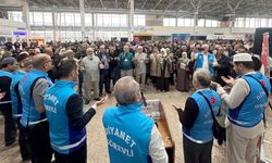 Hacı adayları dualarla yolcu edildi