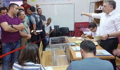 3 ilçe ve bir beldede yenileme seçimleri yapıldı
