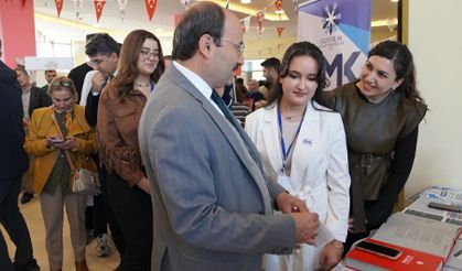 Öğrencilerden kulüp tanıtım festivali