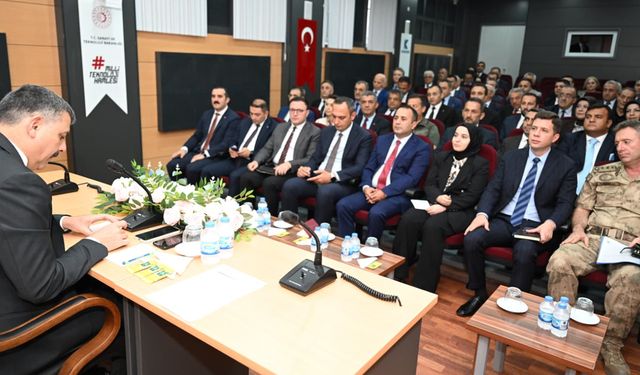 Vali Çiftçi’den ‘vatandaş odaklı hizmet’ talimatı