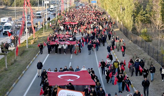 Erzurum’da Aziziye Tabyalarına saygı yürüyüşü
