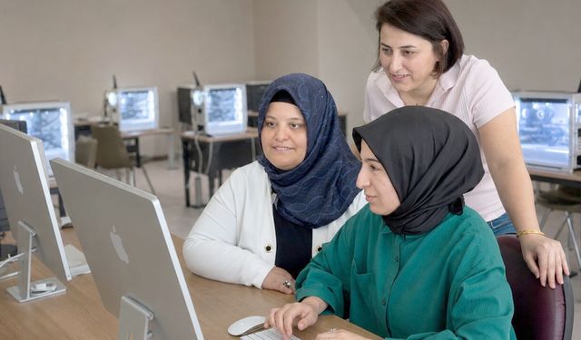 ETÜ'de yapay zekâ ve sağlık buluştu