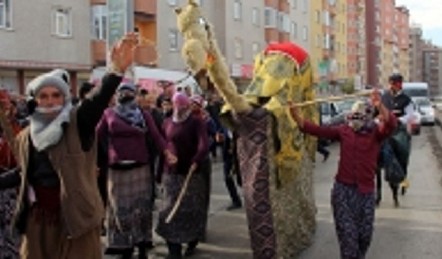 ERZURUM'DA DEVE OYUNU